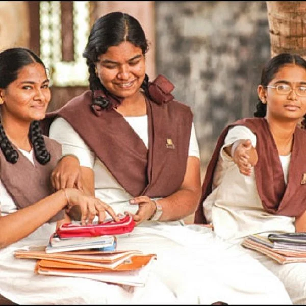 பத்தாம் வகுப்பில் பாஸ்... அடுத்து என்ன செய்யலாம்..? வழிகாட்டும் கல்வியாளர்கள்!