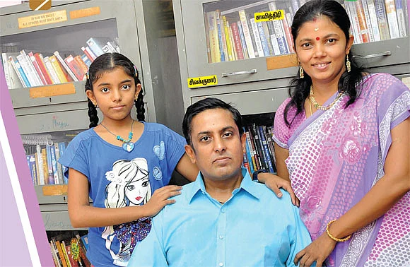 புது உலகம் திறந்த புத்தகங்கள் !