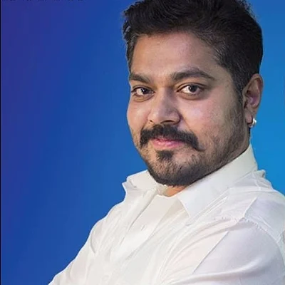 சக்தி வாசுதேவன்