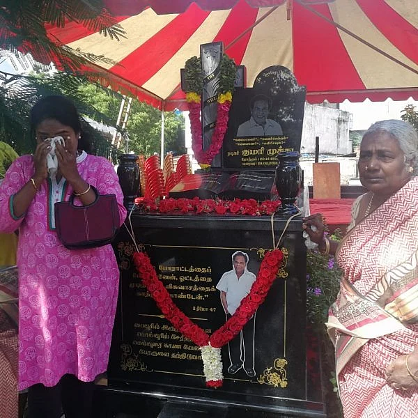 ``அப்பா திரும்பவும் உயிர்த்தெழுவார்!" - கலங்கும் குமரிமுத்து மகள்