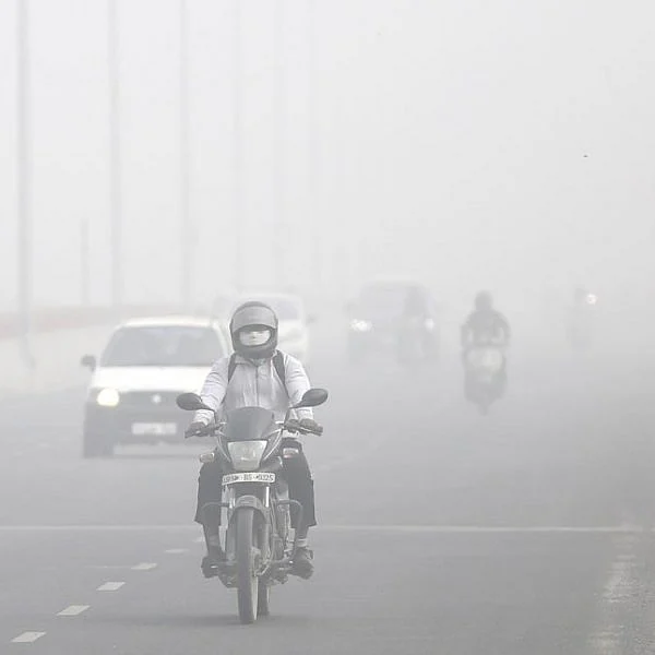 பட்டாசுக்குத் தடை... ஆனாலும் டெல்லி காற்று மாசுக்குக் காரணம் என்ன? #DelhiSmog