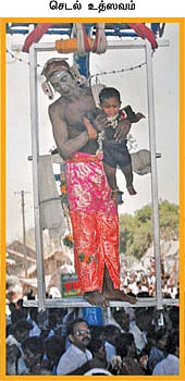 நித்தமும் துணைக்கு வருவாள் நெல்லுக்கடை மாரியம்மன்!