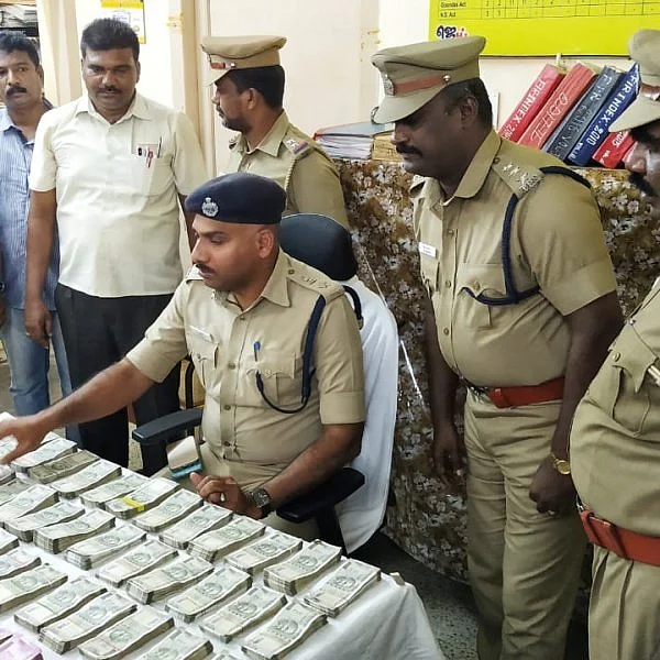 தூத்துக்குடி கனரா வங்கியில் ரூ.1 கோடி நகை மோசடி - 50 லட்சத்தை மீட்ட போலீஸார்!