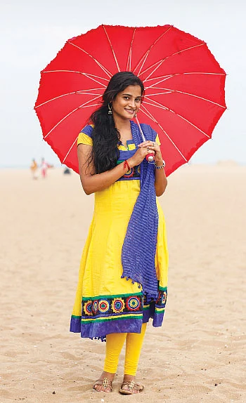 மழை வருது... மழை வருது...குடை கொண்டு வா!