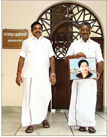 “வளர்ச்சித் திட்டங்களும் இல்லை... கவர்ச்சித் திட்டங்களும் இல்லை!”