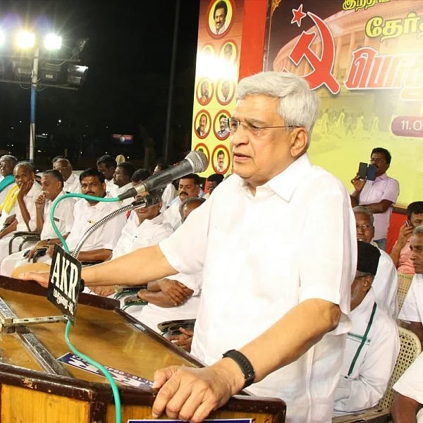 "மோசமான கூட்டணி மட்டுமல்ல, மோசடியான கூட்டணியும் கூட"- அ.தி.மு.க கூட்டணியை விளாசிய பிரகாஷ் காரத்