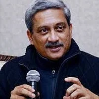 கடற்படையில் பெண்கள் சேர ஊக்கம் அளிக்கப்படும்: மனோகர் பாரிக்கர்
