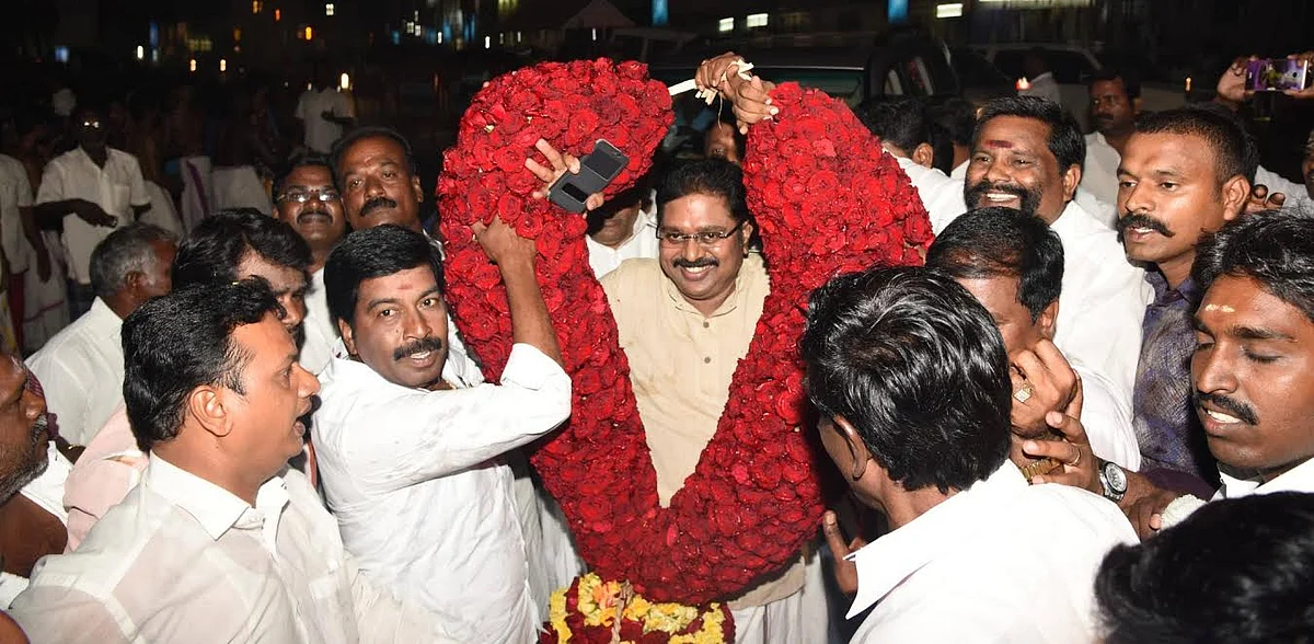 ஓட்டுக்காக டி.டி.வி.தினகரன் அள்ளிவிடும் வாக்குறுதிகள்!