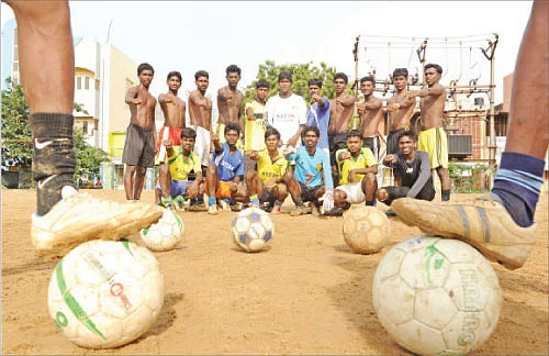 வியாசர்பாடி சாம்பியன்ஸ்! C/O வறுமை