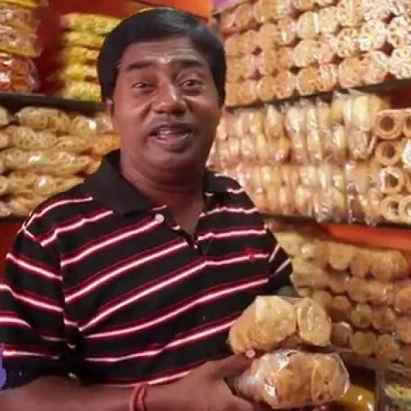 "பெரிய நடிகர்களுக்கு சம்மர் ஹாலிடே; பிரச்னை எங்களுக்குத்தான்!" - போண்டா மணி