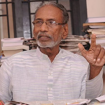 தமிழர்களை பிளவுப்படுத்தியதே இன்றைய தலைவர்கள்தான்...! - கொதிக்கும் பழ. நெடுமாறன்