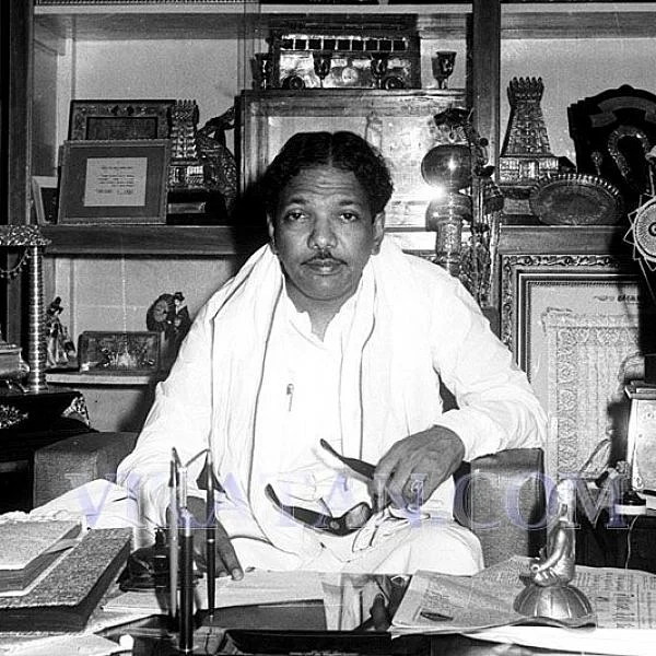 80 வருட அரசியல்... 50 வருட தி.மு.க தலைவர்... கருணாநிதி எனும் சகாப்தம்! #Timeline #MissUKarunanithi
