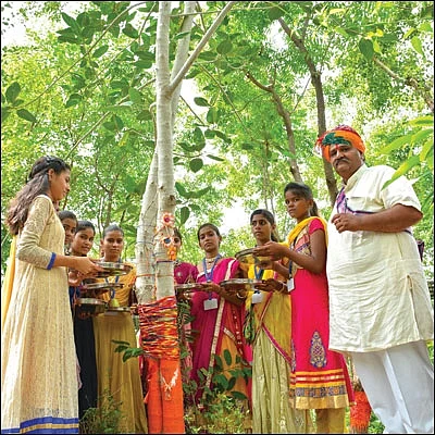 பெண்மையையும் பசுமையையும் போற்றும் ஆச்சர்ய கிராமம்!