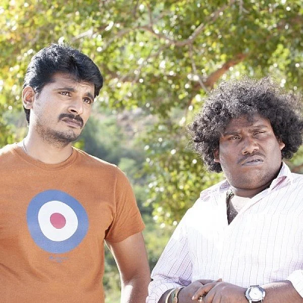 ``விவசாயத்தைப் பற்றித் தெரிஞ்சவன், வில்லன். தெரியாதவன் ஹீரோ!" - `குத்தூசி' திலீபன்