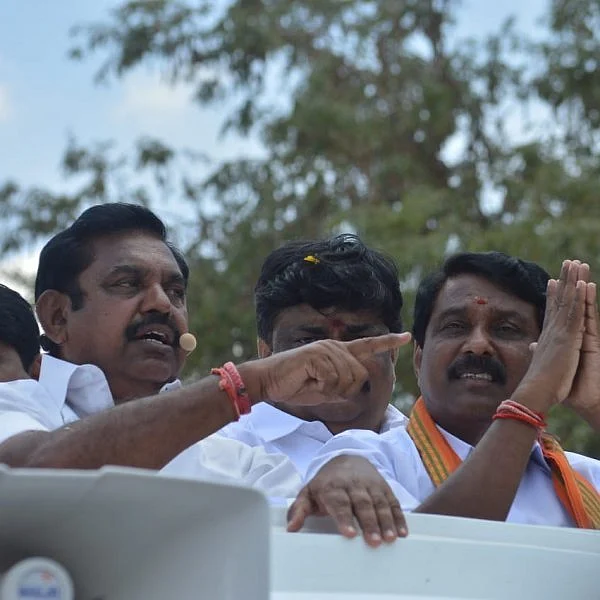 ஸ்டாலின் தி.மு.க தலைவரா... கட்டப்பஞ்சாயத்து தலைவரா? முதல்வர் எடப்பாடி பழனிசாமி கேள்வி
