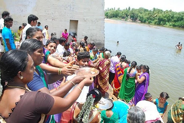 டெல்டா மாவட்டங்களில் ஆடிப்பெருக்கு விழா!