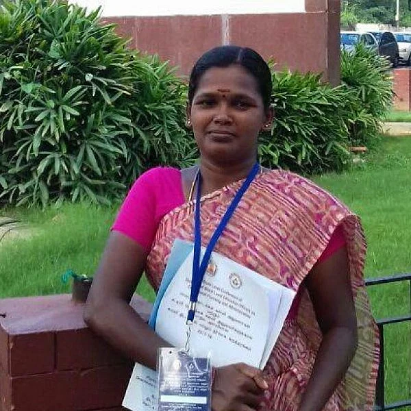 வறுமையிலிருந்து திமிறி எழுந்த கல்வி அதிகாரி தங்கமணியின் கதை! - வீழ்வேனென நினைத்தாயோ - 5