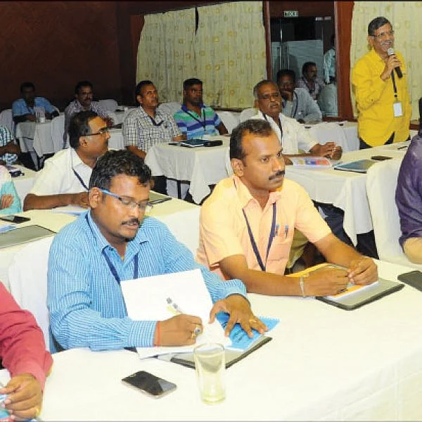 கவலையில்லாத எதிர்காலத்துக்கு கைகொடுக்கும் முதலீடு! - திருச்சியில் வாசகர்கள் உற்சாகம்.