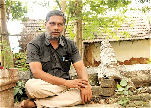 என் ஊர்: பாடலாசிரியர் குகை மா.புகழேந்தி