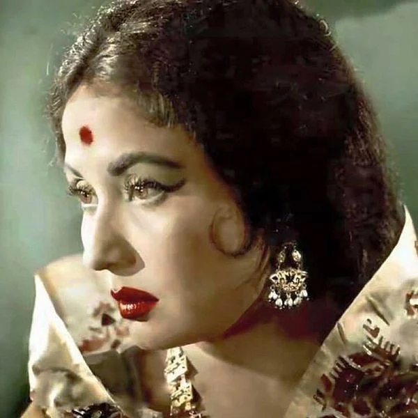 ஆறு வயதில் வறுமை, ஒரே ஆண்டில் மூன்று பிலிம்ஃபேர்... நடிகை மீனா குமாரியின் வரலாறு! #MeenaKumari