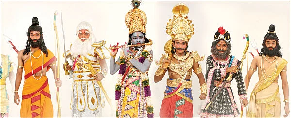 'சோட்டா' பீமன், 'டோரா' பாஞ்சாலி, 'ஆங்ரி பேர்டு' அர்ஜுனன், 'சப்வே' சகுனி!