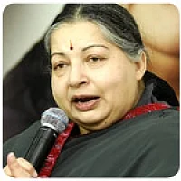 எனக்கு தெரியாமலேயே ஆங்கிலத்தி்ல் கல்லூரி தேர்வு எழுத உத்தரவு: ஜெயலலிதா