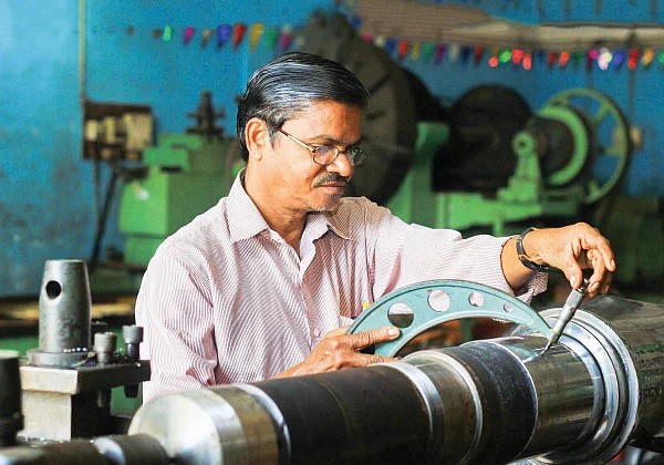 எழுத்துக்கு அப்பால்! - வெ.நீலகண்டன்