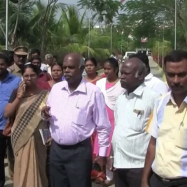 முதியவர்கள் கடத்தப்படுவதாக எழுந்த சர்ச்சை! தொண்டு நிறுவனத்தில் அதிகாரிகள் ஆய்வு!
