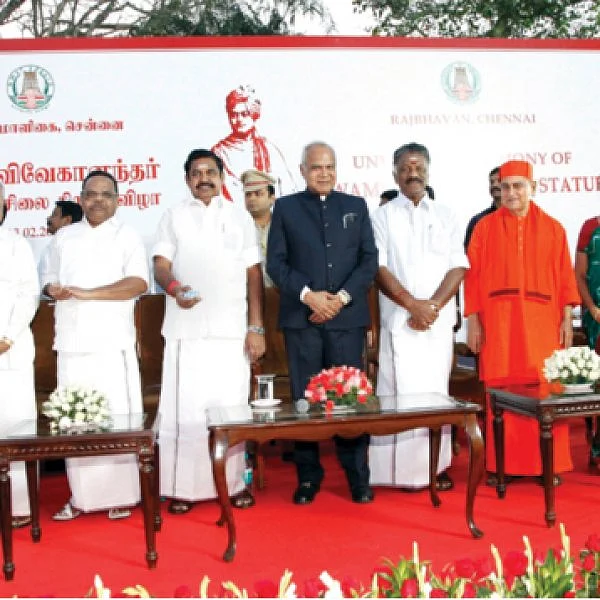 விவேகானந்தர் சிலை... பட்டேலுக்கு உலை? - கவர்னர் மாளிகையில் துக்ளக் தர்பார்!