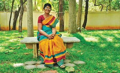 புற்றுநோயைப் புறந்தள்ளிய பெண்மணி!