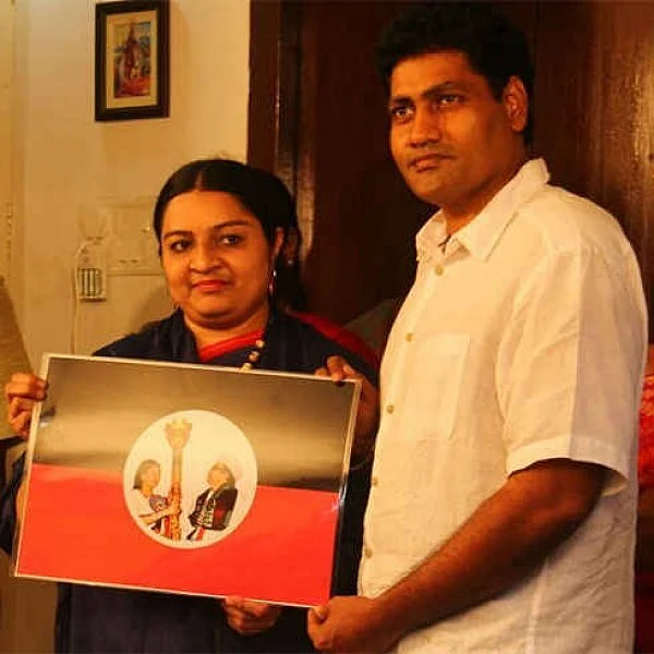 `நாங்க ஒண்ணு சேர்ந்துட்டோம்; 6-ம் தேதி சொல்கிறேன்’ - தீபா கணவர் மாதவன் ட்விஸ்ட்