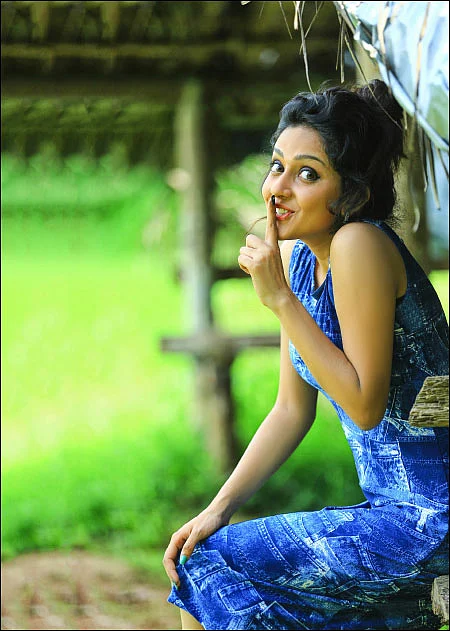 ப்ரபோசல்ஸ் பொழியுது!