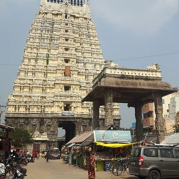 சோமாஸ்கந்தர் சிலை விவகாரம் - காஞ்சிபுரம் ஏகாம்பரநாதர் கோயிலில் நடப்பது என்ன?