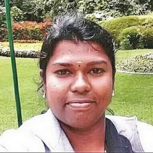 ``அவங்களை சும்மா விடப்போறதில்லை” - டி.எஸ்.பி விஷ்ணுபிரியா தந்தை கண்ணீர்! #VikatanExclusive