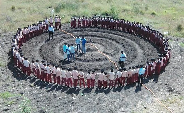 இயற்கை விவசாயம், பாரம்பரிய உணவுகளின் மகத்துவங்களை பரப்பி வரும் இளைஞர்கள்!