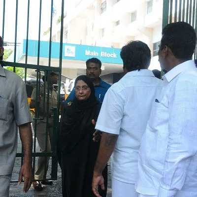 நிலோஃபர் கபில்