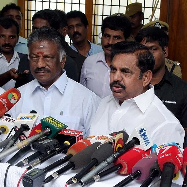 `இவ்வளவு கடனுடன் போக்குவரத்துக் கழகங்களைத் தி.மு.க விட்டுச்சென்றது' - ஆவேசப்பட்ட முதல்வர் பழனிசாமி