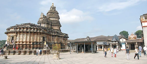 துங்கா நதி தீரத்தில்... - 9