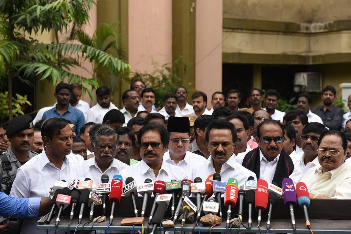 `தமிழகத்தை வஞ்சிக்கும் சூழ்ச்சி!’ - மேகதாது அணை அனுமதிக்கு அனைத்துக் கட்சிக் கூட்டத்தில் கண்டனம்