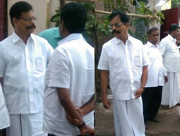 அதிமுக கரை வேட்டியுடன் போலீஸ் உதவி கமிஷனர் பிரசாரம்: அம்பலப்படுத்திய ராமதாஸ்!