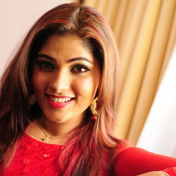 "கோபத்துல சீப்பைத் தூக்கி எறிஞ்சாங்க ராதிகா!" - 'சந்திரகுமாரி' பானு