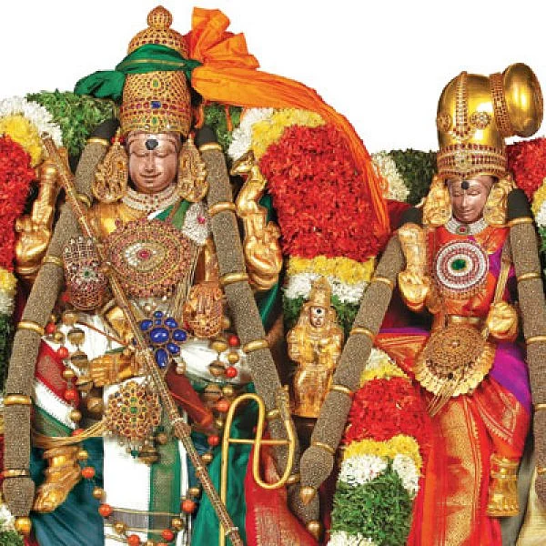 ஆலவாய்க் கோயிலில் ஆபரணங்கள் அழகு!