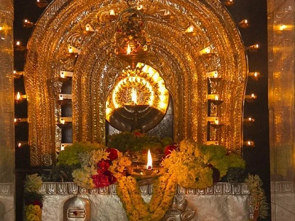 `கோரக்கர் சமாதி