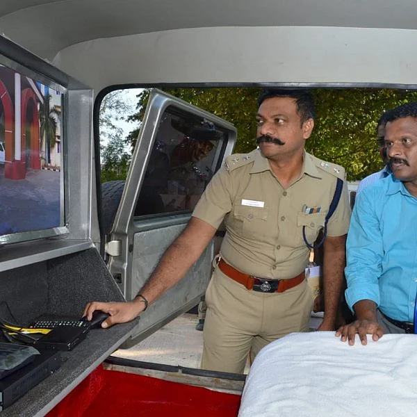 500 மீட்டர் வரை படம் பிடிக்கும்; குற்றவாளிகள் தப்ப முடியாது! - சிசிடிவியுடன் வருகிறது போலீஸ் ஜீப்