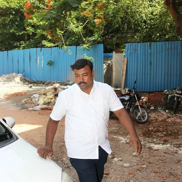 ஜெயலலிதாவை மருத்துவமனைக்குக் கொண்டு சென்ற ஆம்புலன்ஸ் ஓட்டுநர் விசாரணை ஆணையத்தில் ஆஜர்..!