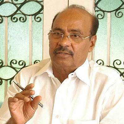 'ஐஐடி விவகாரம்: மத்திய அரசு சர்வாதிகாரத்தை நோக்கி செல்கிறது!'