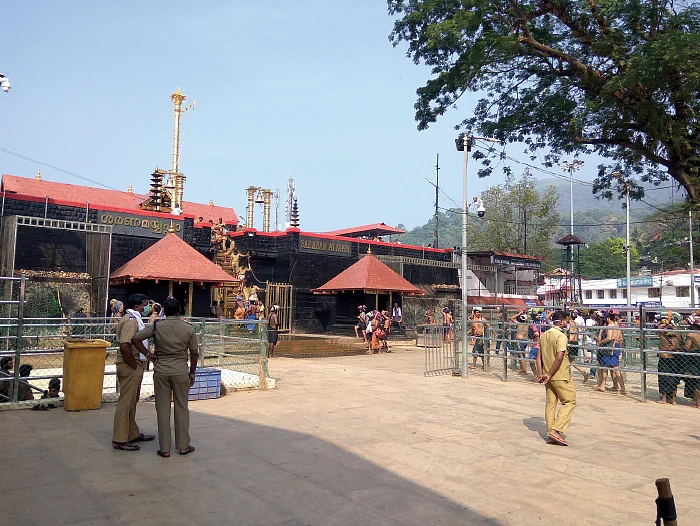 சபரிமலையில் சரிந்த வருமானம்!