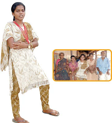 மாண்புமிகு மாணவி !