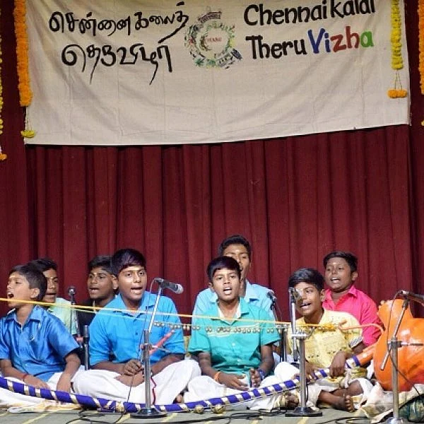 `என் ஊரு... எண்ணூரு!’ - சூழலியல் சுரண்டலைக் கதைக்கும் சென்னைத் தெருவிழா