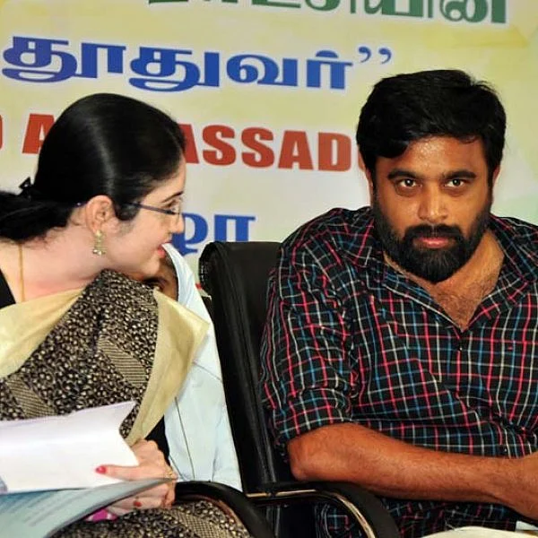தூய்மை இந்தியா திட்டத்தின் கீழ் திண்டுக்கல் மாநகராட்சி தூய்மை தூதுவராக நடிகர் சசிகுமார் அறிமுக விழா படங்கள்: வீ.சிவக்குமார்